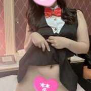 ヒメ日記 2025/12/27 11:46 投稿 水野みずき 全裸美女からのカゲキな誘惑