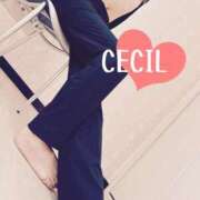 セシル 12/8 出勤！ 【福岡デリヘル】20代・30代★博多で評判のお店はココです！