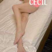 セシル 3/3  出勤 【福岡デリヘル】20代・30代★博多で評判のお店はココです！
