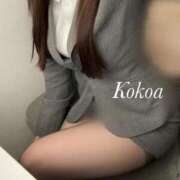 桃咲　ここあ 退勤してます🩷次回🌟 OLピンクコレクション