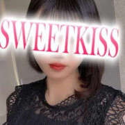ちあき 10/15（木）17:00〜21:00出勤のお知らせ🌙 sweet kiss