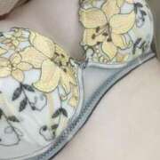 ヒメ日記 2025/04/17 20:56 投稿 にこ【処女1000%沖縄っ子】 かりゆしOLの秘密【20代沖縄美女多数在籍-デリヘル×ヌードエステ】