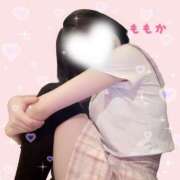 ももか 🍑出勤🍑 デリピン　ハワイ