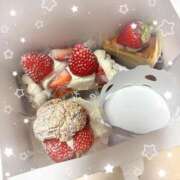 ヒメ日記 2026/02/01 02:52 投稿 東条かずは 全裸美女からのカゲキな誘惑