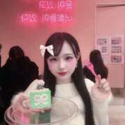 みお 出勤してます〜♡ 舐めたくてグループ～君とサプライズ学園～越谷校