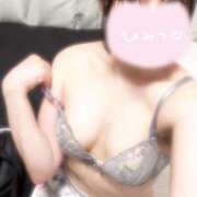 まき 三連休 秋葉原 添い寝女子