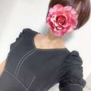 ヒメ日記 2026/04/28 08:00 投稿 ゆり 人妻花かんざし