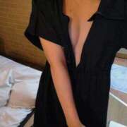 ヒメ日記 2025/12/17 18:24 投稿 鷹司りょうこ 全裸にされた女たちor欲しがり痴漢電車