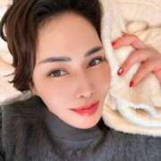 ヒメ日記 2024/12/31 08:31 投稿 凪沢ひかる プレジデントクラブ