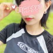 ほしな ほしな𖤐しんばしお昼から〜️🩵 世界のあんぷり亭 新宿総本店