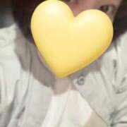 あずみ 出勤しました💛 白いぽっちゃりさん仙台店