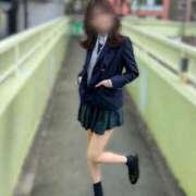 ヒメ日記 2025/04/27 07:01 投稿 ヒメナ 学校帰りの妹に手コキしてもらった件 谷九