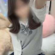 ヒメ日記 2025/05/26 07:02 投稿 ヒメナ 学校帰りの妹に手コキしてもらった件 谷九