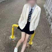 ヒメ日記 2025/10/27 07:00 投稿 ヒメナ 学校帰りの妹に手コキしてもらった件 谷九