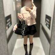 ヒメナ 12時間完売🈵♡ 学校帰りの妹に手コキしてもらった件 谷九