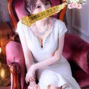 瑛里華(えりか)♥最強オトナ美女 ラスト枠の案内です♡ 美魔女コレクション