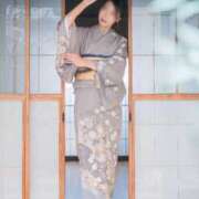 ヒメ日記 2025/04/21 06:00 投稿 月嶋 穂の花 人妻セレブ宮殿