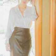 ヒメ日記 2025/05/07 06:00 投稿 月嶋 穂の花 人妻セレブ宮殿