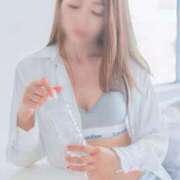 ヒメ日記 2025/07/08 07:00 投稿 月嶋 穂の花 人妻セレブ宮殿