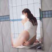 ヒメ日記 2025/10/21 23:45 投稿 月嶋 穂の花 人妻セレブ宮殿