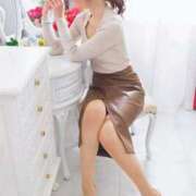 ヒメ日記 2025/12/17 15:02 投稿 月嶋 穂の花 人妻セレブ宮殿