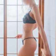 ヒメ日記 2025/12/18 12:31 投稿 月嶋 穂の花 人妻セレブ宮殿