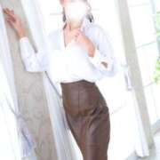 ヒメ日記 2026/02/01 12:17 投稿 月嶋 穂の花 人妻セレブ宮殿