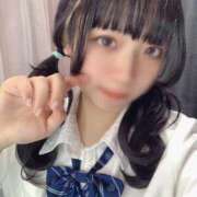 かんな 登校しました🎀 パンチラJK