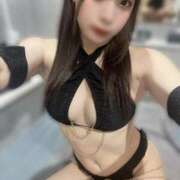 りお 実は The White