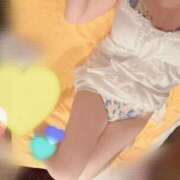 のん えええ、どうなってるの〜外歩けるのこれ😵‍💫 クリスタル