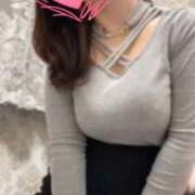 小野えま 今日も出勤しました⭐️ 桃色奥様(佐賀)