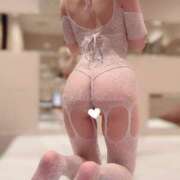 Miona 12/1から???? CELEB（セレブ）