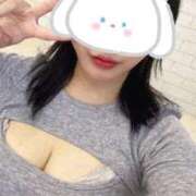 こうめ おはよん💗 白い巨乳