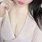 ヒメ日記 2026/06/15 17:19 投稿 こうめ 白い巨乳