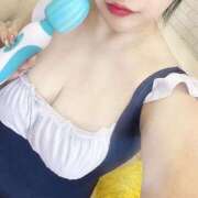 ヒメ日記 2026/07/01 13:59 投稿 こうめ 白い巨乳