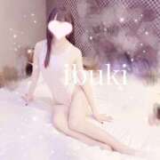 ヒメ日記 2025/12/25 02:05 投稿 いぶき Gossip girl