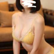 ヒメ日記 2026/04/22 12:24 投稿 青島もね 断りきれない美人マッサージ嬢たち