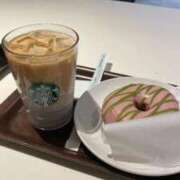 しろ 今日もいます！遊んでください！ 黒い金魚（札幌）