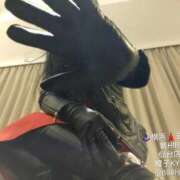 響（ひびき） 💛革&エナメルフェチの真骨頂!!ア○○○さん🙌事前ご予約は【愛♥】性の癖と書いて｢性癖｣→革フェチといふ【性（さが）】を本日、昇華してまいりましょう🌝ｳﾌﾌ🫰✨🧤👢 横浜痴女性感フェチ倶楽部