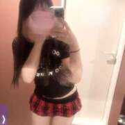 ヒメ日記 2025/10/07 15:58 投稿 金城しずく 全裸にされた女たちor欲しがり痴漢電車