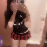 ヒメ日記 2025/11/04 12:03 投稿 金城しずく 全裸にされた女たちor欲しがり痴漢電車