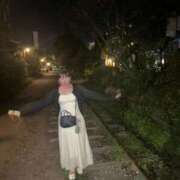 しおり 出勤しました🫧 白いぽっちゃりさん五反田店