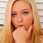 ヒメ日記 2025/01/27 04:02 投稿 ソレーヌ ブルームーン青い月