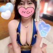 ヒメ日記 2025/04/12 13:59 投稿 もな 白い巨乳