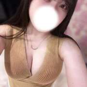 ヒメ日記 2025/11/21 18:59 投稿 もな 白い巨乳