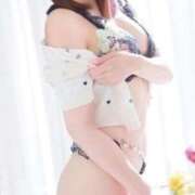 ヒメ日記 2024/12/25 12:03 投稿 桜庭ありさ 全裸美女からのカゲキな誘惑