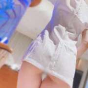 ヒメ日記 2025/03/22 18:58 投稿 桜庭ありさ 全裸美女からのカゲキな誘惑