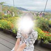 ヒメ日記 2025/10/12 19:03 投稿 桜庭ありさ 全裸美女からのカゲキな誘惑