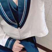 ヒメ日記 2025/10/13 15:26 投稿 白咲　ひな 妄想する女学生たち 梅田校