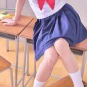 ヒメ日記 2026/07/02 19:36 投稿 白咲　ひな 妄想する女学生たち 梅田校